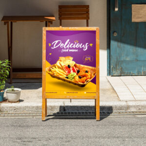Free-standing advertising displays